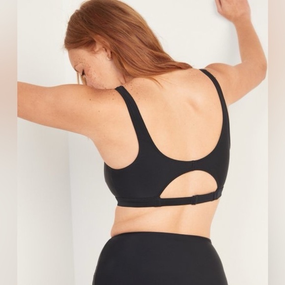 NWT! Black Scoop-Neck Swim Top - Size Large💎 - Picture 3 of 8